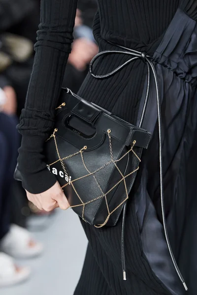 Look 95